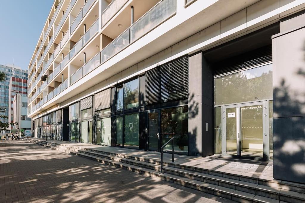 Bnb Sk Mileticova Apartment 1 Bratislava Exterior photo